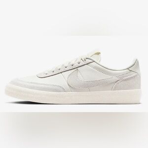 Nike Women's Sneakers in White and Cream